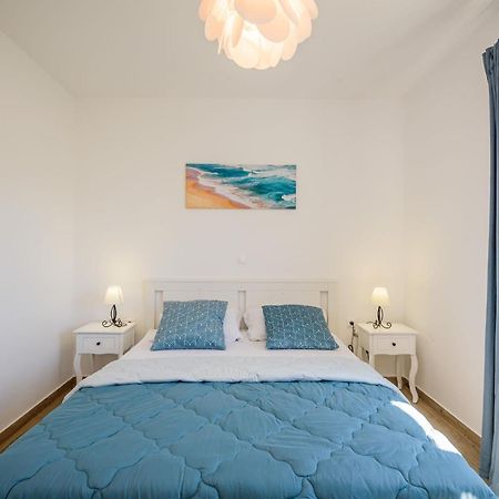 Apartments Morska Vila Komarna Luaran gambar